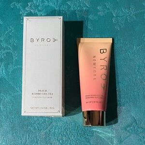 BYROE New York Peach Kombucha Tea Purifying Clay Mask